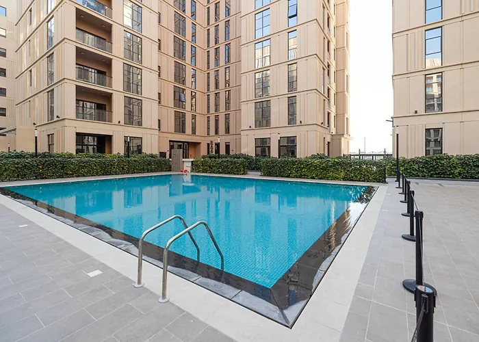 1Br Private Poolview Apartment - Poolside Paradise